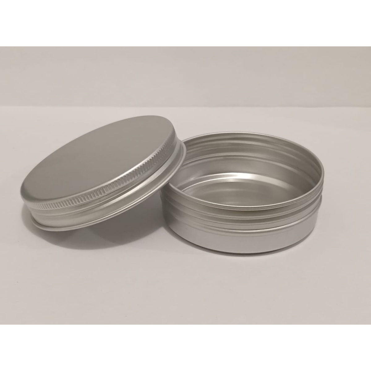 Latas de aluminio 60 ml 6.5 x 2.1 cm