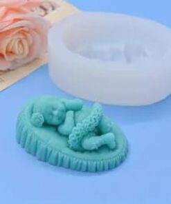 Molde Niña Bebé con Mantita